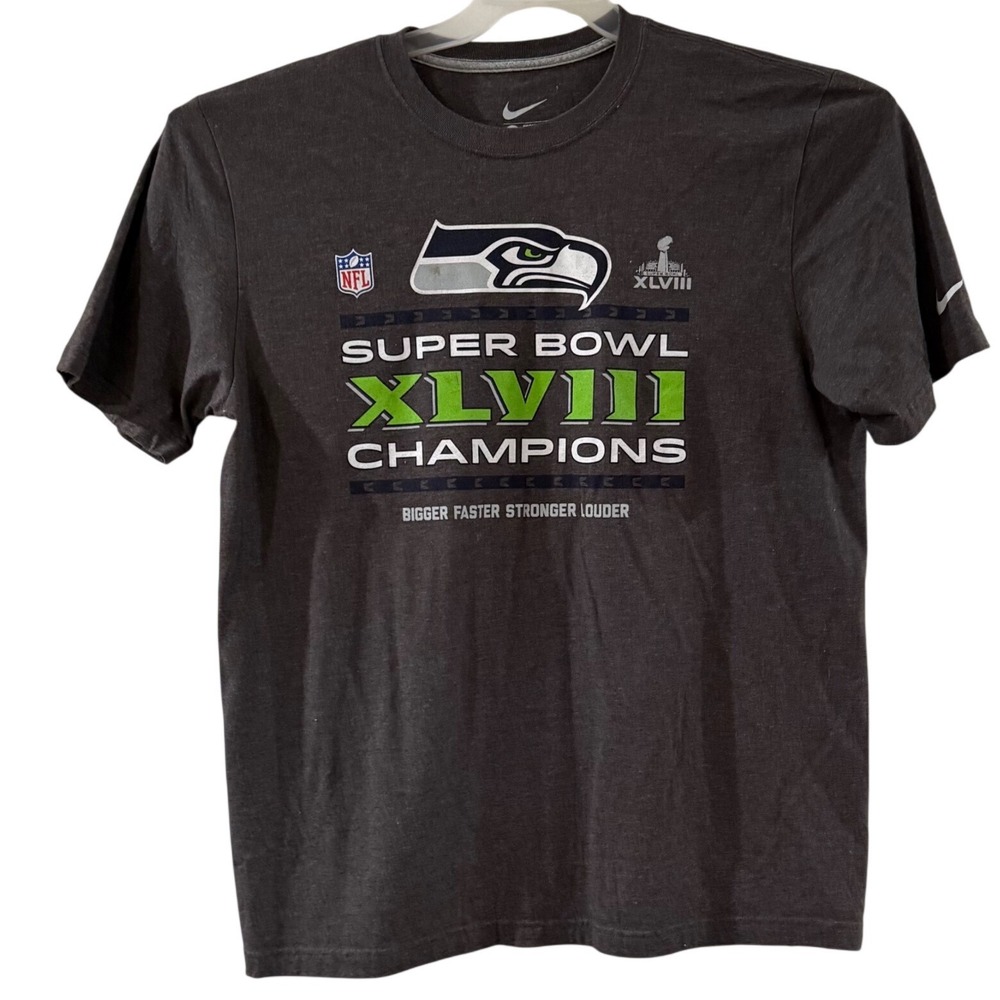 Nike Mens Seattle Seahawks Super Bowl XLVIII Champions T-Shirt Charcoal XL